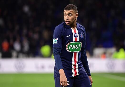 里程碑！唐斯生涯总得分突破15000分大关（唐斯达成生涯15000分里程碑）