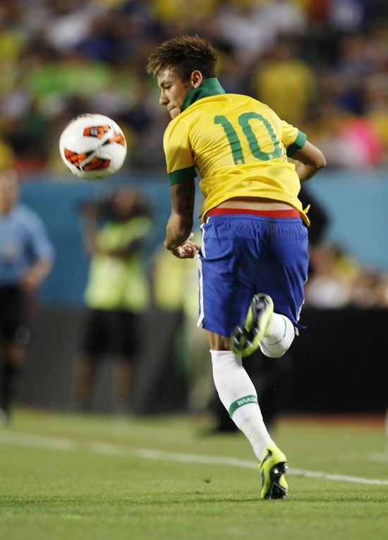 罗体：AC米兰有意在冬窗引进切尔西后卫迪萨西（罗体：AC米兰盼在冬窗签下切尔西中卫迪萨西）